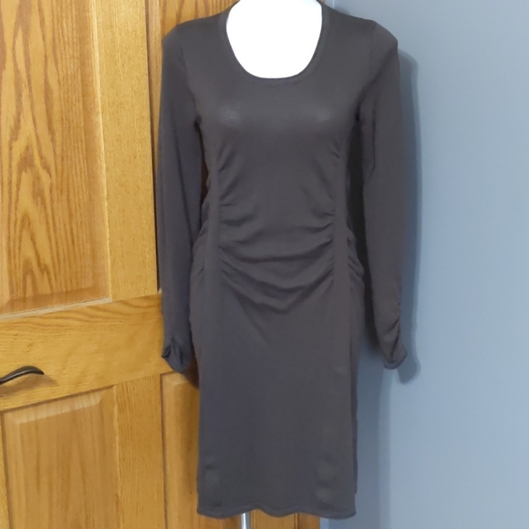 Athleta Dresses & Skirts - Athleta Athlesiure Gray Long Sleeve Knit Dress
